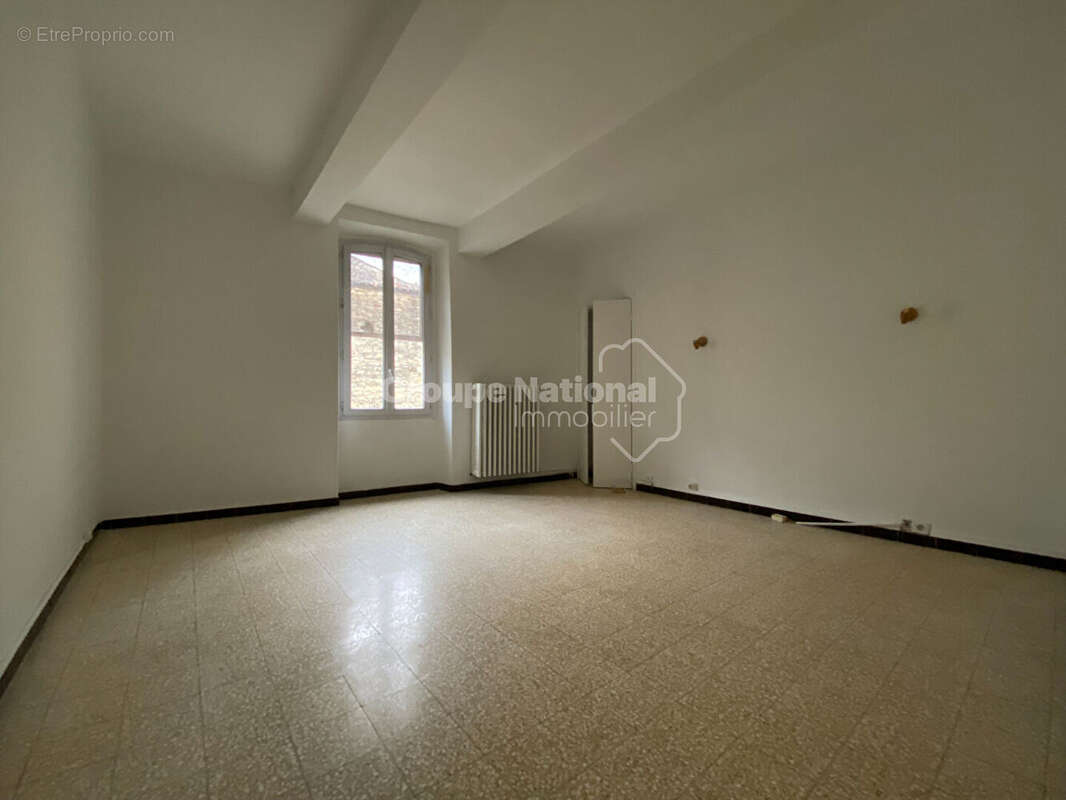 Maison de ville avec fort potentiel - photo 7
