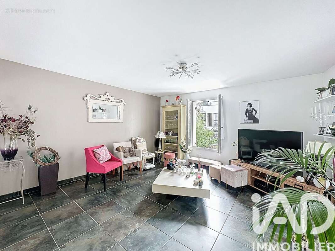 Photo 4 - Maison à LOUVECIENNES