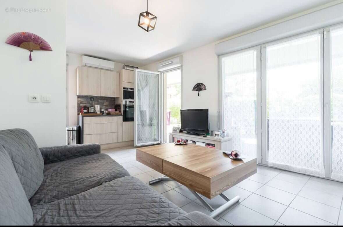 Appartement à ROQUEBRUNE-CAP-MARTIN