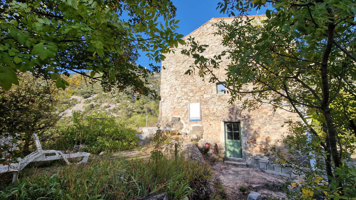 Maison à SAINT-MAURICE-NAVACELLES