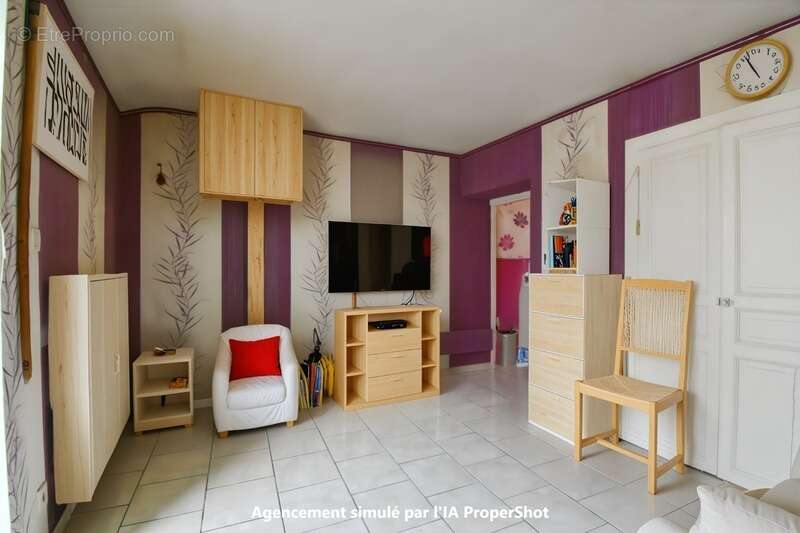 Maison avec garage et jardin au cœur du village / Idéal premier achat ou investissement  LE CHATELET (18) - photo 5