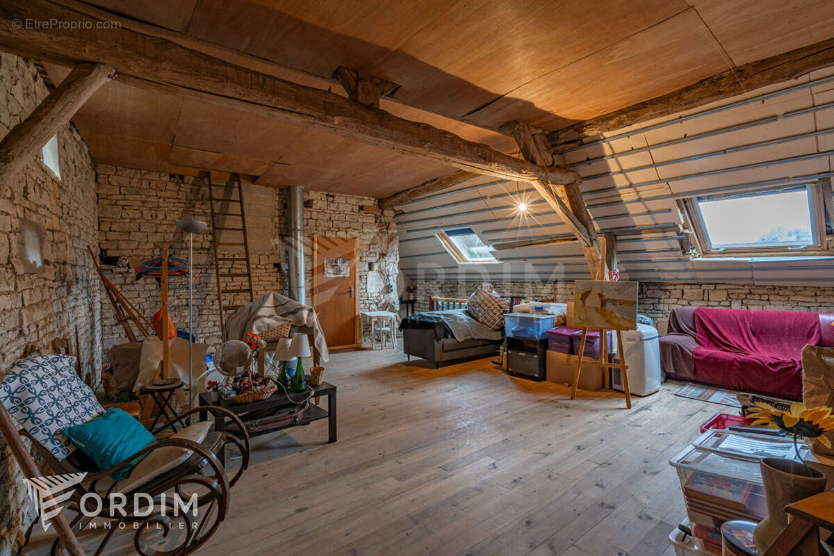 Maison à SACY