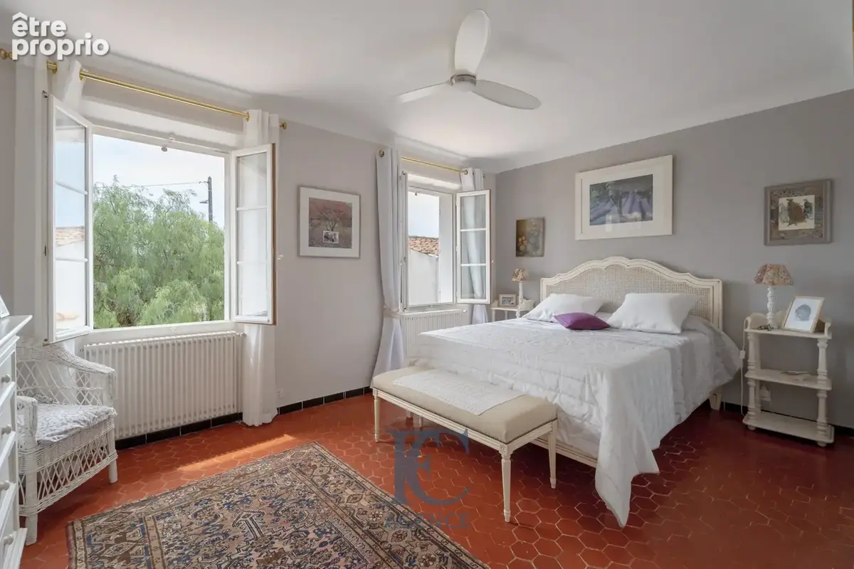 Maison de caractère de 145 m2 vue dégagée - photo 7