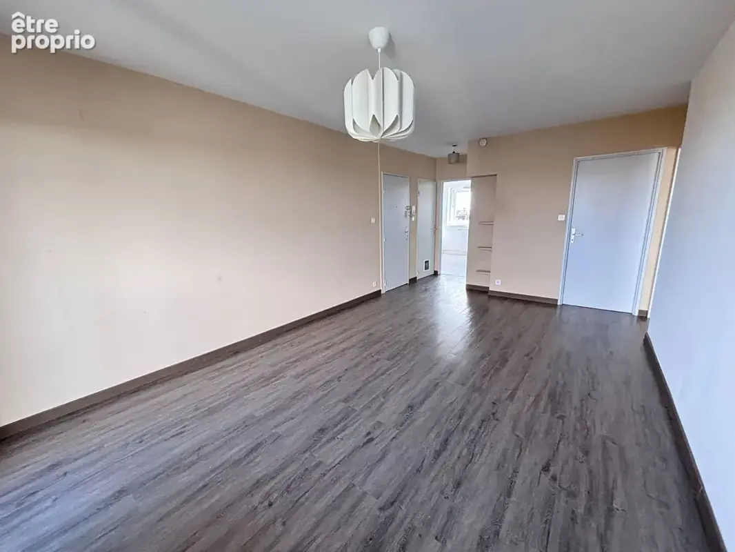 Charmant appartement 2 pièces à vendre à Mulhouse, dernier étage avec balcon , garage et cave - photo 5