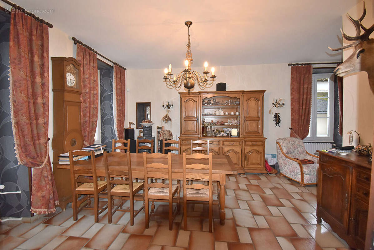 Maison à NOGENT-SUR-AUBE