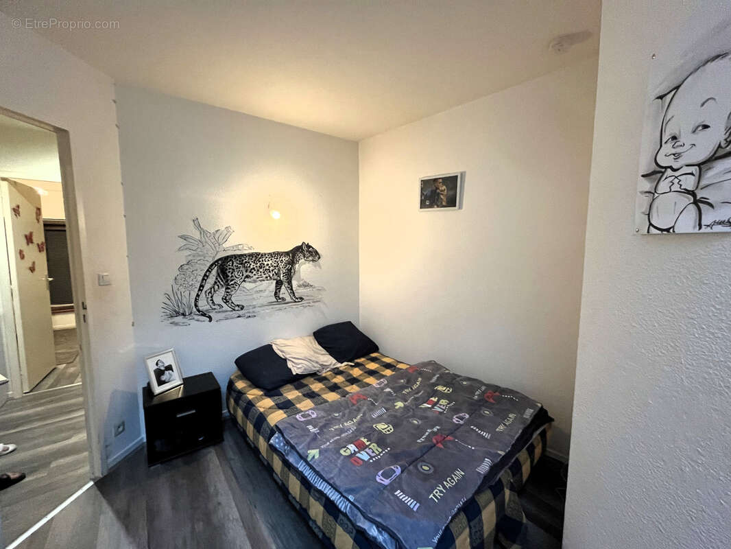 Appartement à SAINT-BONNET-LE-CHATEAU