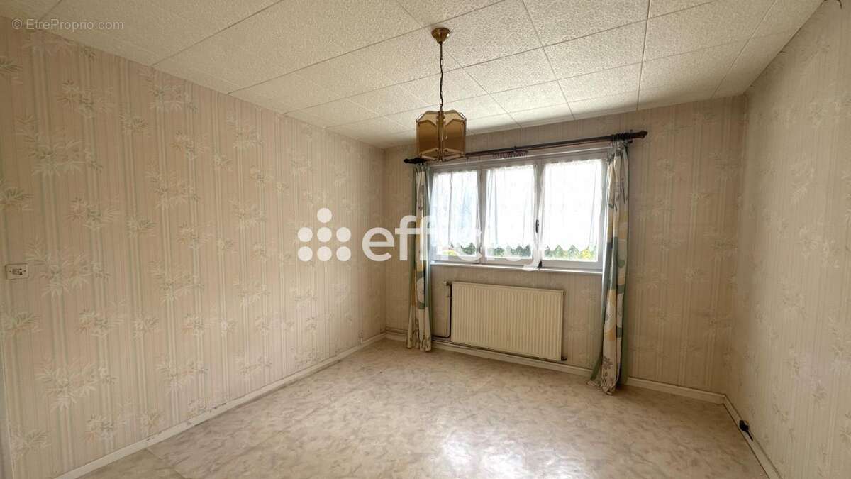 Maison à FACHES-THUMESNIL