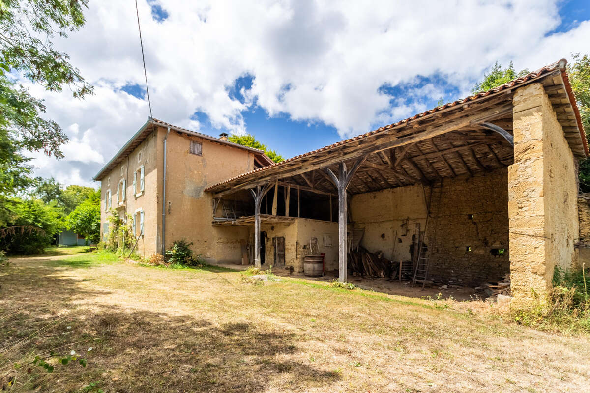 Propriété en pierre avec piscine - photo 23