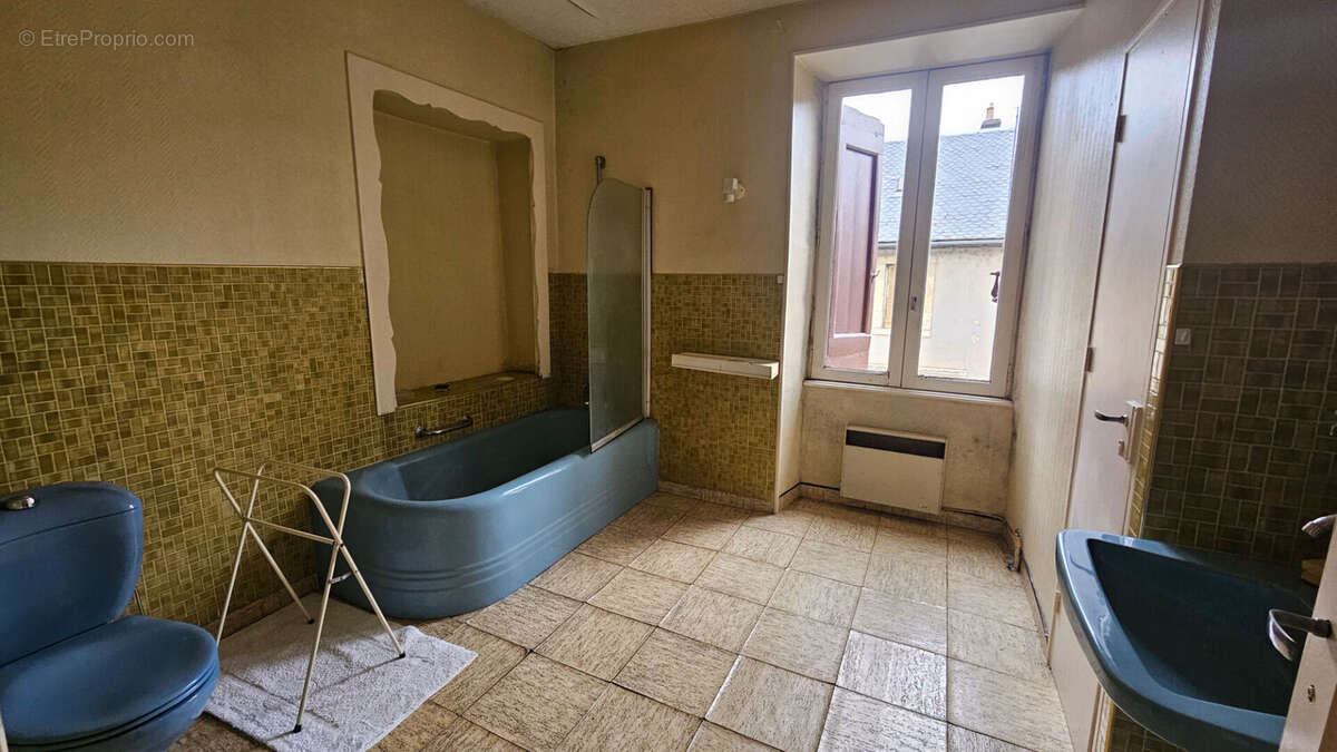 Appartement à SAINT-GENIEZ-D'OLT