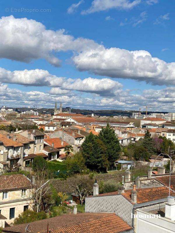 Appartement à BORDEAUX