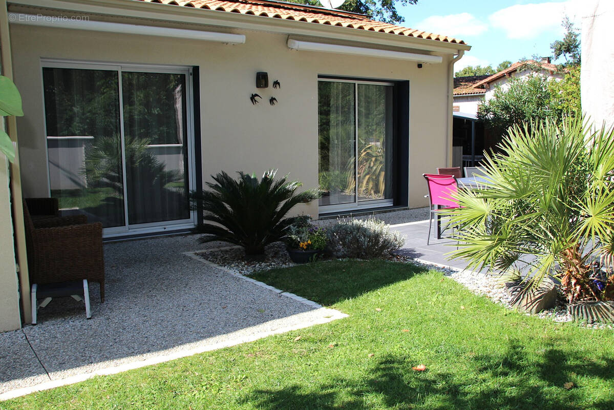 Maison à SAINT-GEORGES-DE-DIDONNE