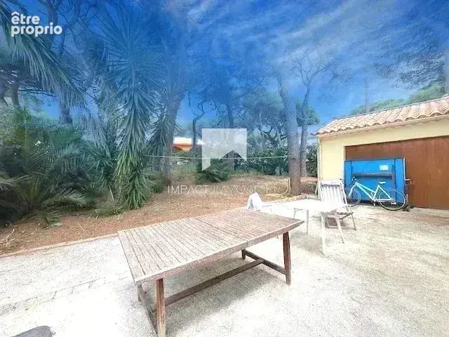 Hyères – à proximité du port et des plages – maison 6 chambres – terrain 882 m² - photo 13