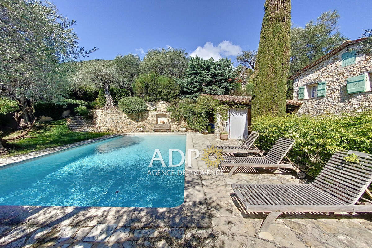 Maison 255 m² à Grasse  - photo 3
