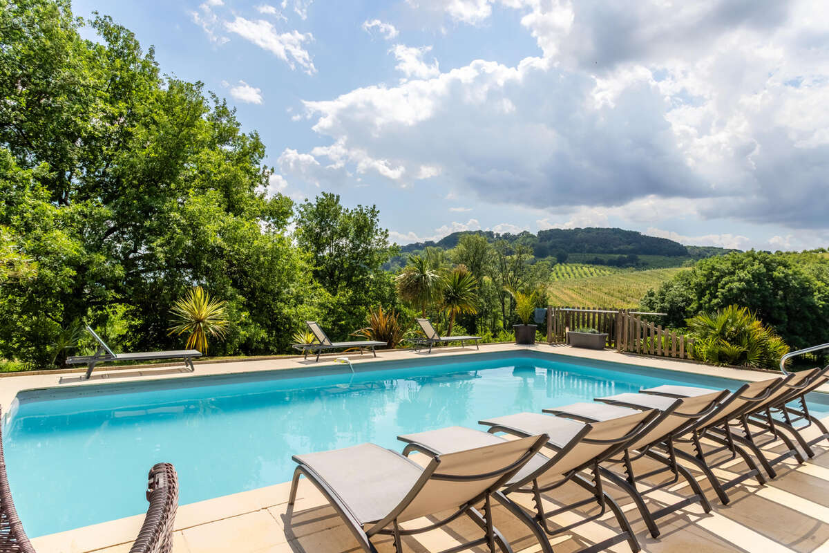 Maison de campagne avec annexes, 3 x piscines et vue - photo 49