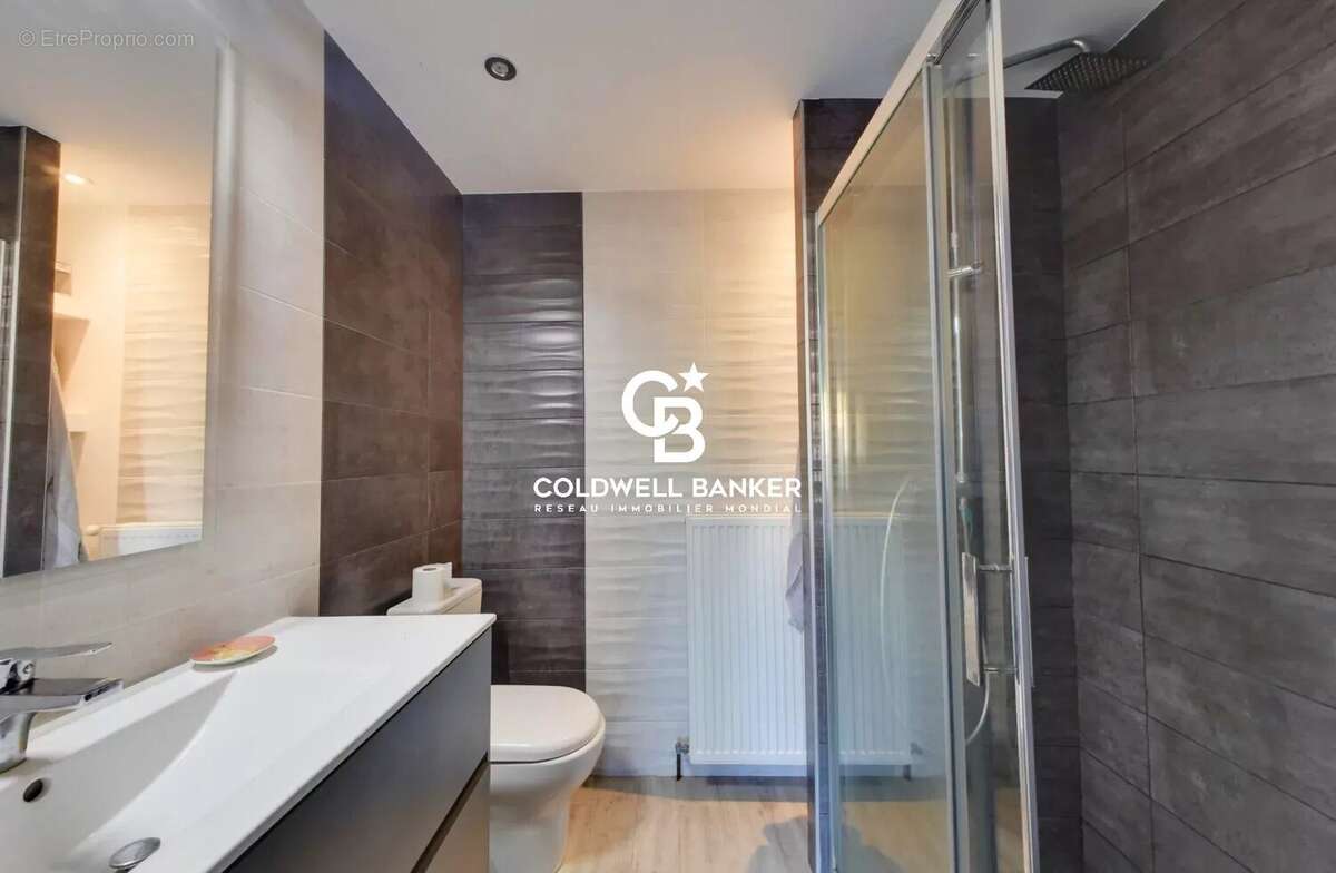 Maison à SAINT-CYPRIEN