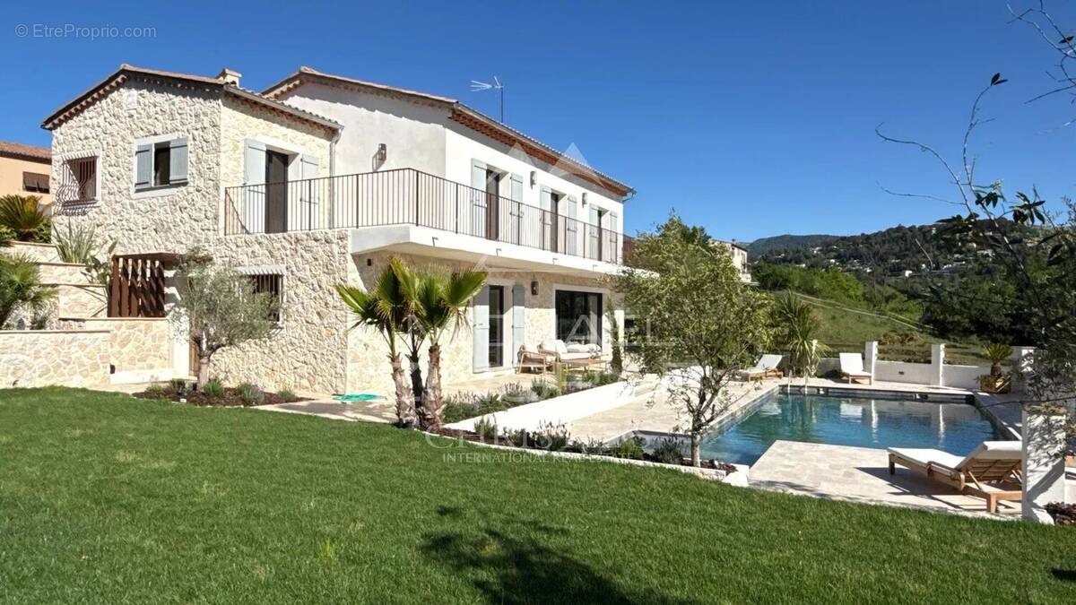 Maison à LA COLLE-SUR-LOUP