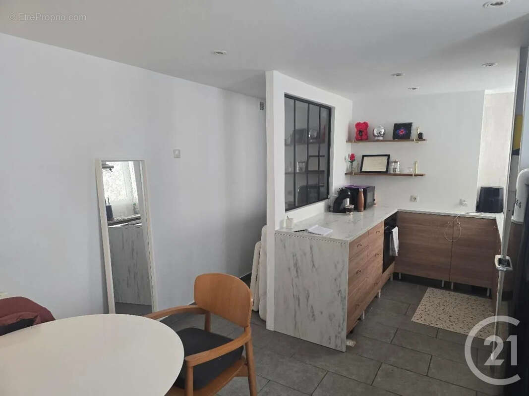 Maison 70 m² à Cenon  - photo 9
