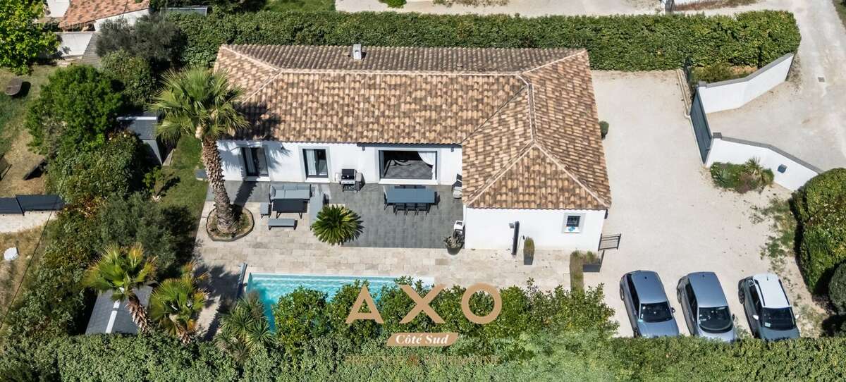 Maison à VENTABREN