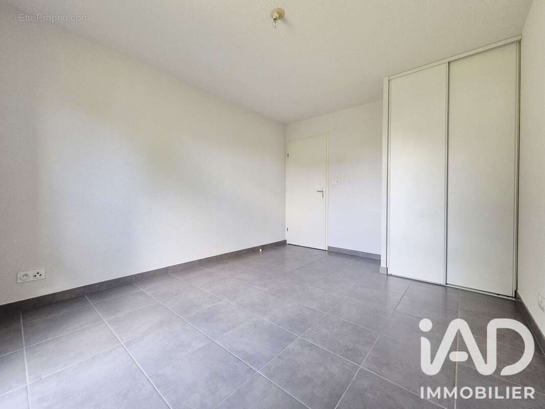 Appartement 65 m² à Tours  - photo 7
