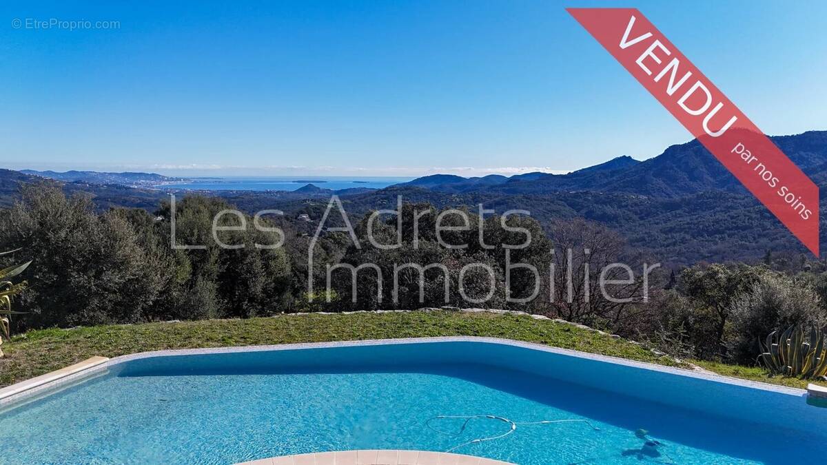 Maison à LES ADRETS-DE-L'ESTEREL