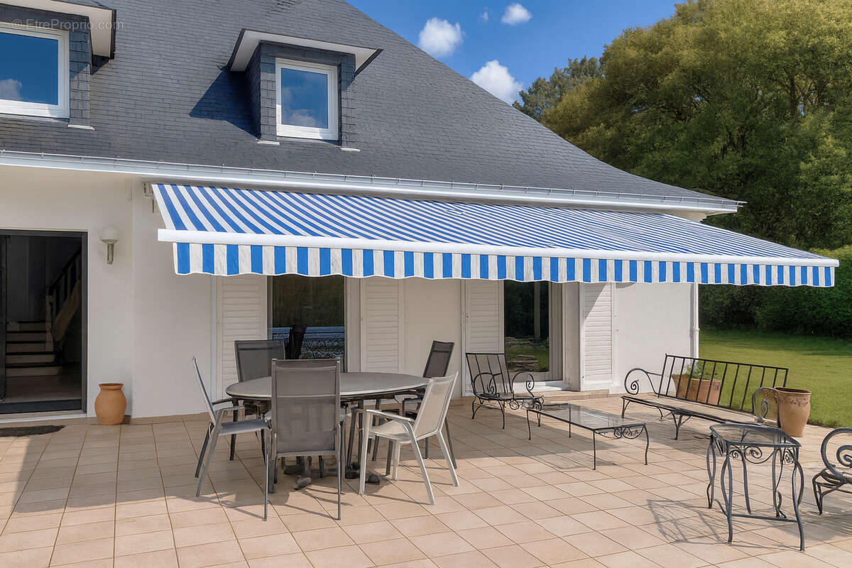 Maison à LA TURBALLE