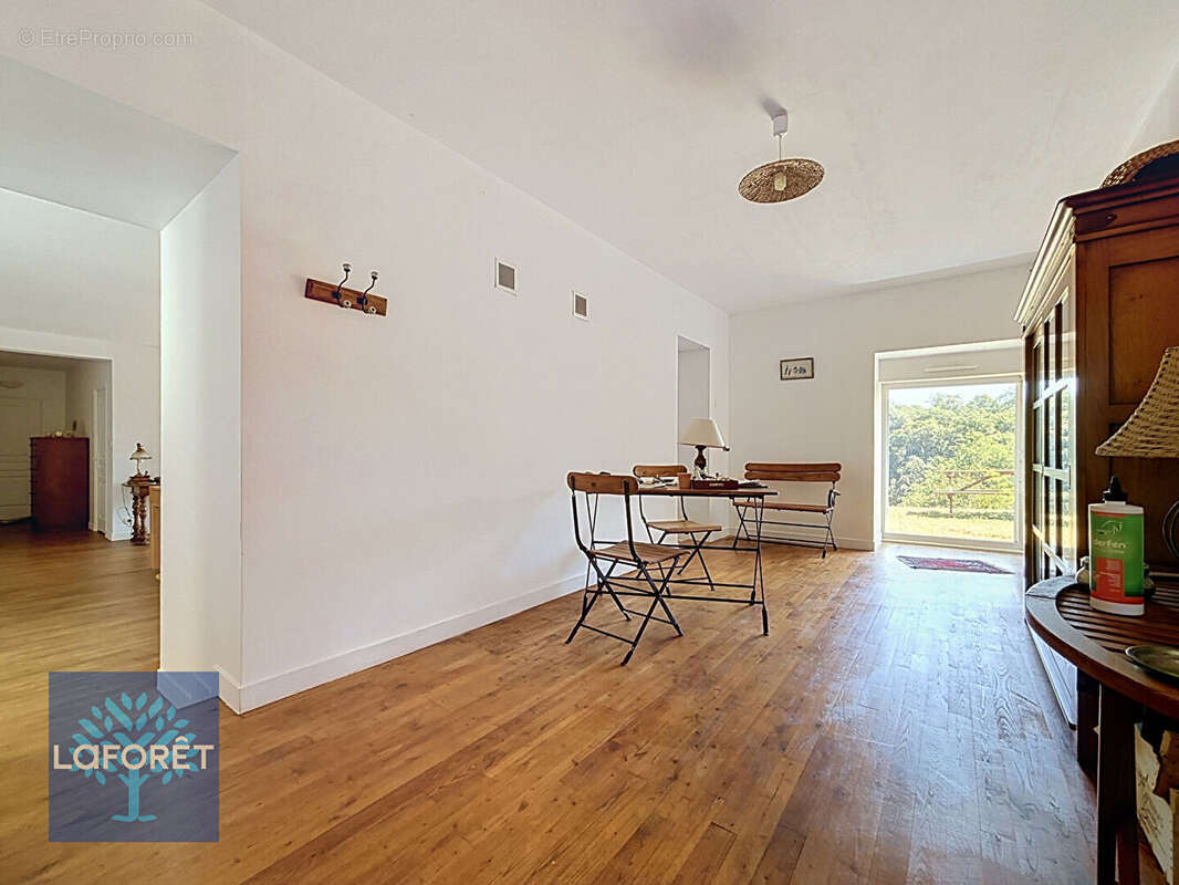 Maison Romazy - photo 6