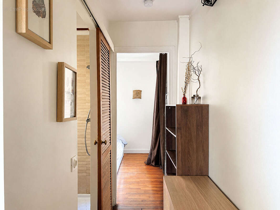 Appartement à PARIS-18E