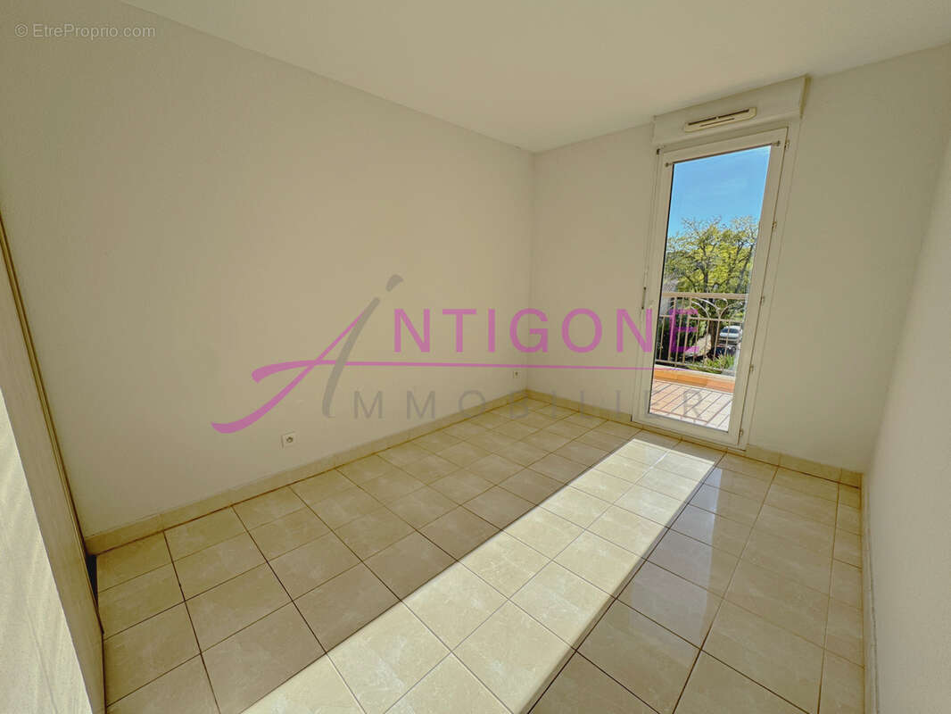 Appartement à SIX-FOURS-LES-PLAGES