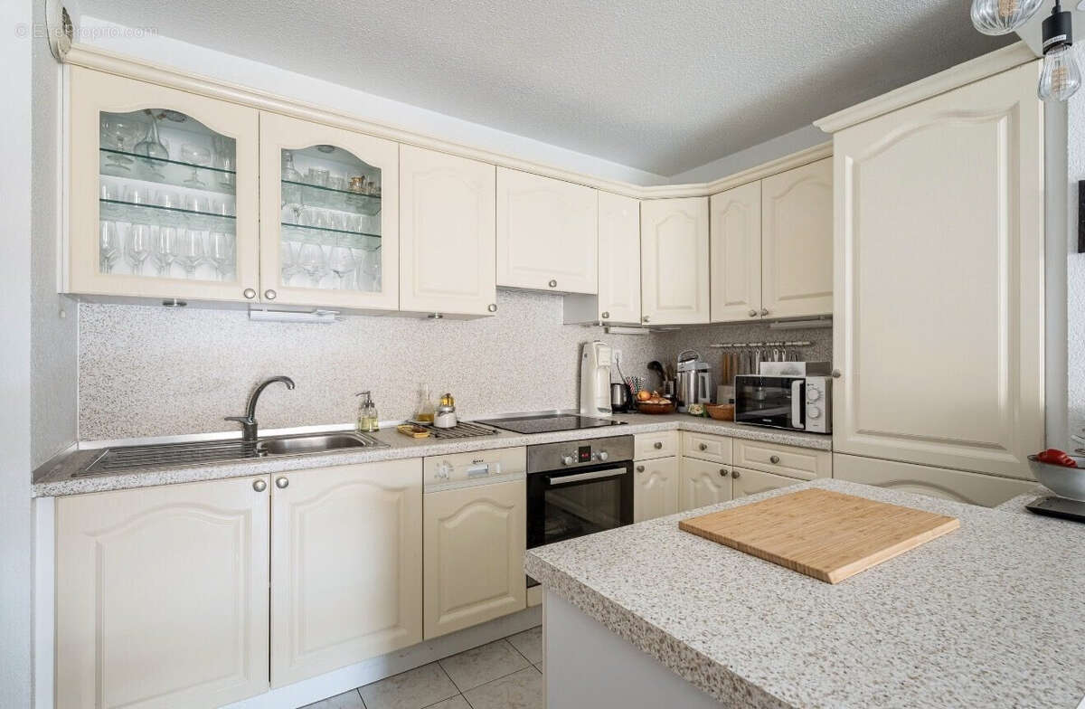 Appartement à MARSEILLE-9E