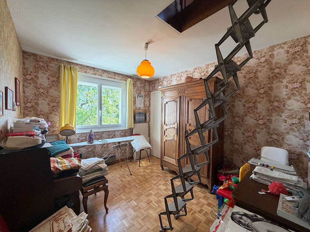 Maison à VERNOUX-EN-VIVARAIS