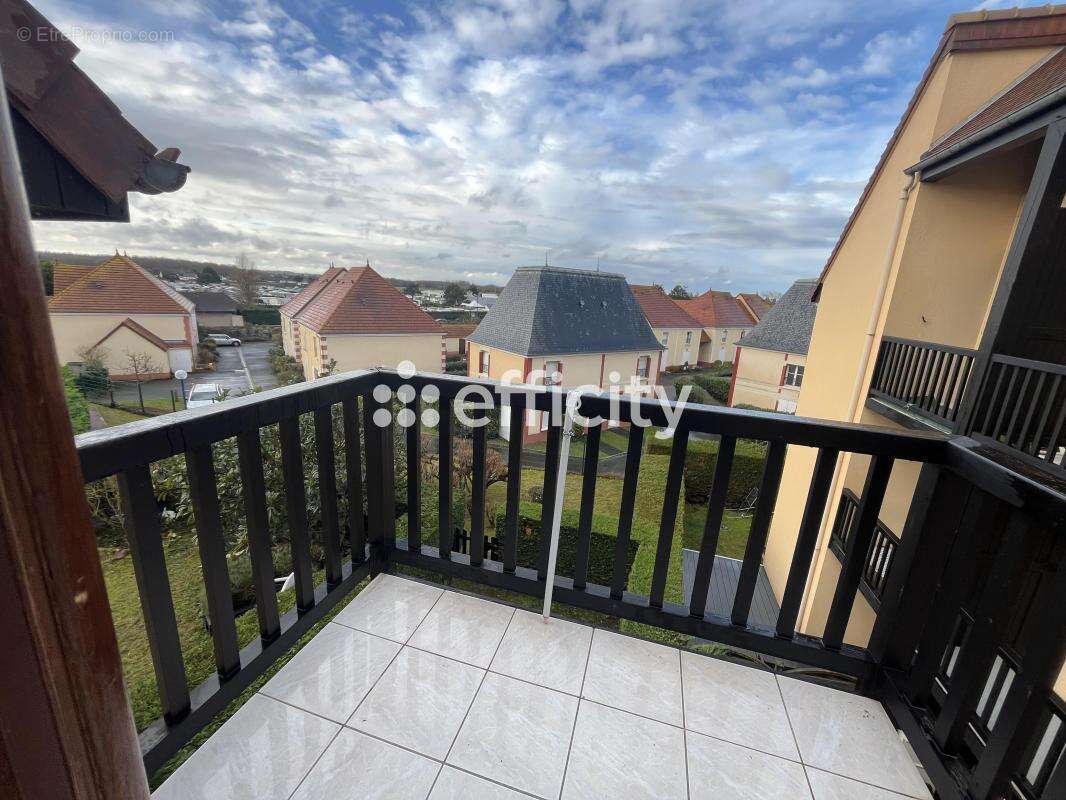 Appartement à OUISTREHAM