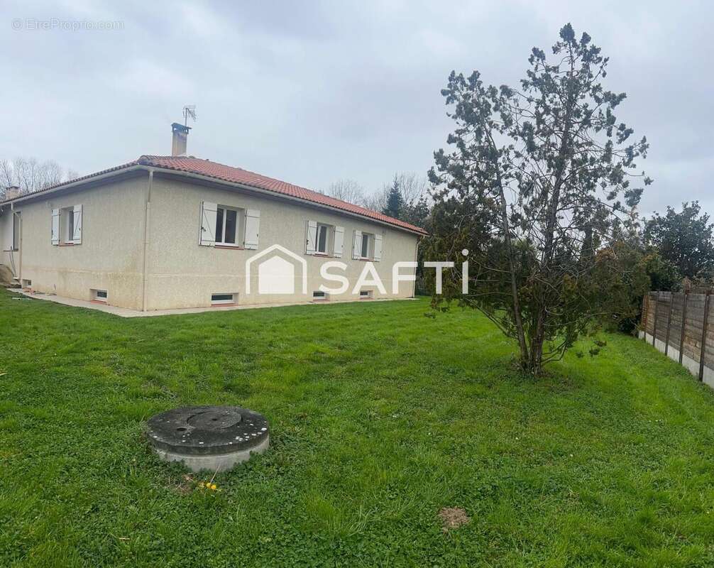 Photo 2 - Maison à VENERQUE