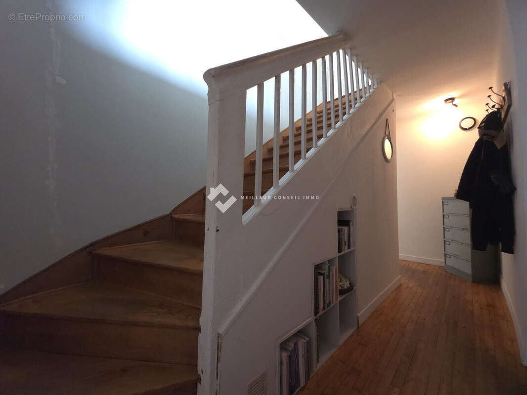 Appartement à QUINTIN
