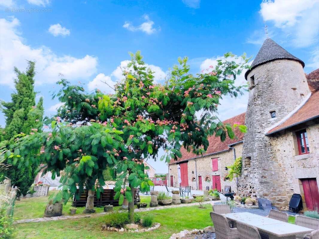 Maison à LA SOUTERRAINE