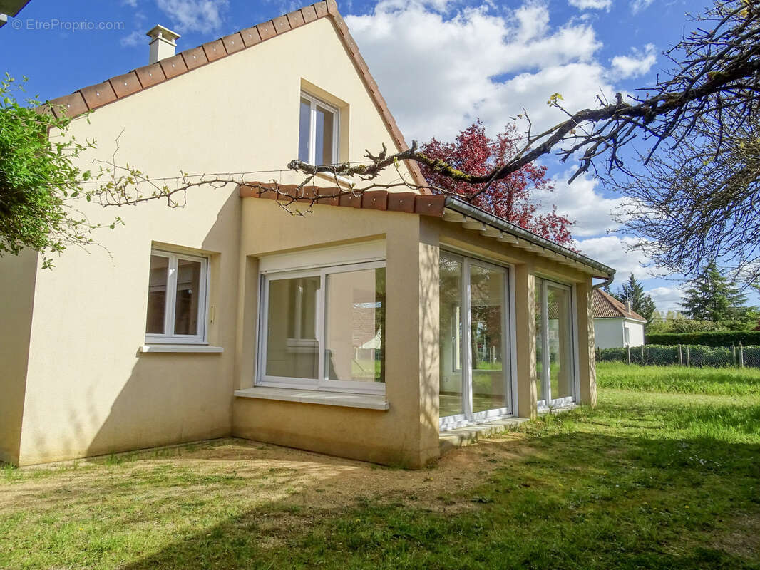 Maison à VILLEFRANCHE-SUR-CHER