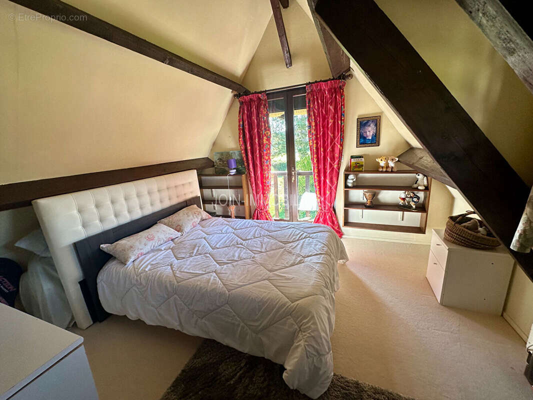 Maison à OSMOY-SAINT-VALERY