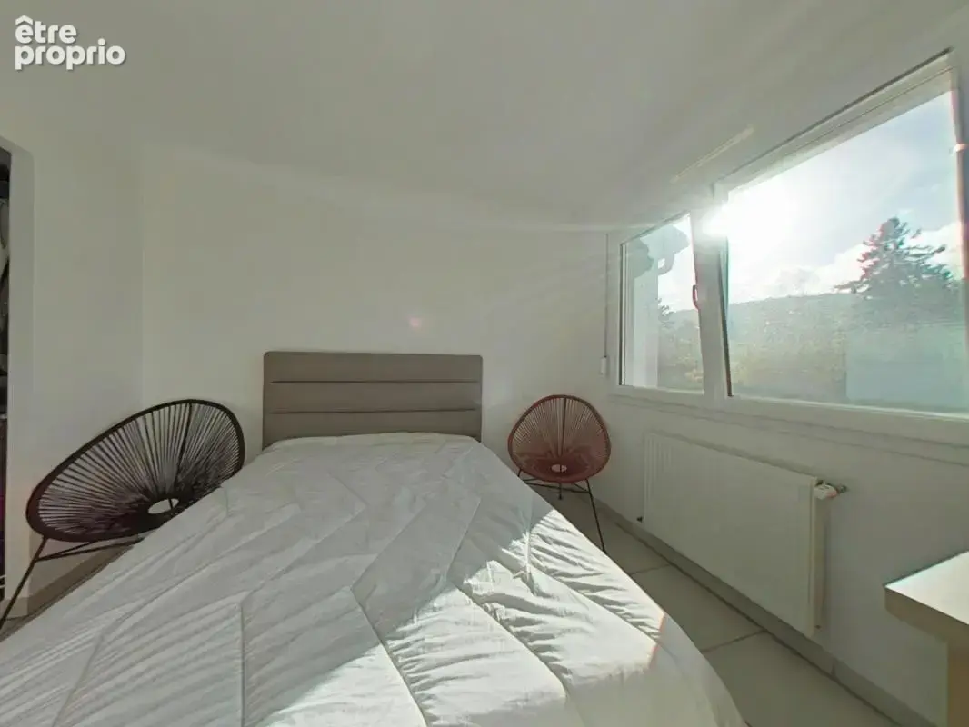FAMECK – ÉDANGE  Maison récente de 94 m² avec 4 chambres, jardin et garage - photo 8