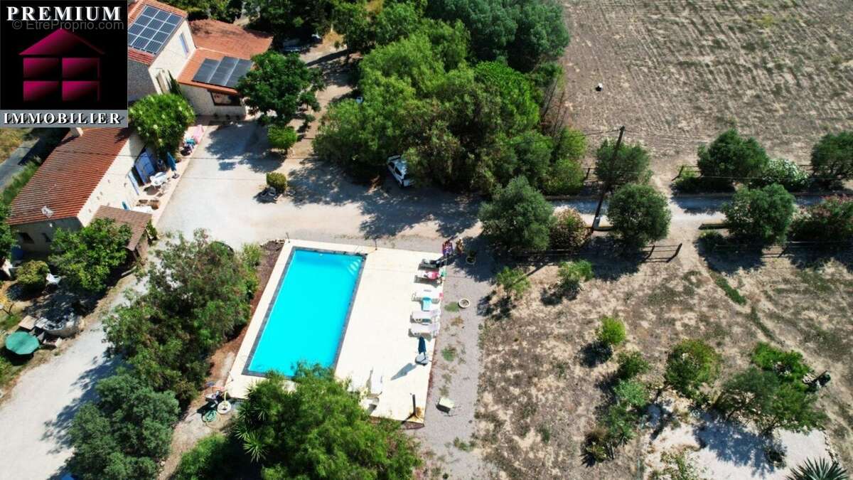 Maison à SAINT-ESTEVE