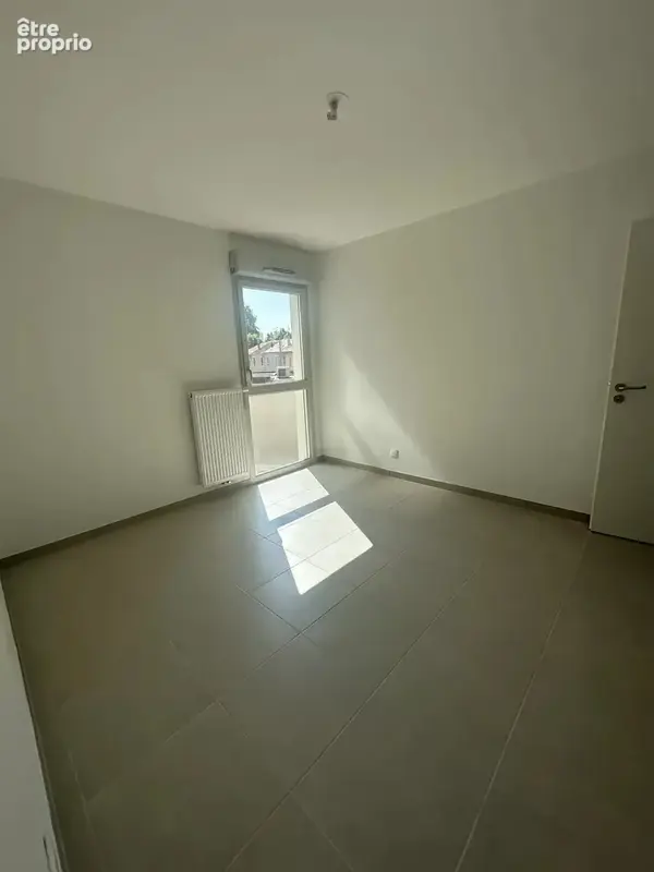 4 pièces de 79,17 m2 au 1er étage - photo 3