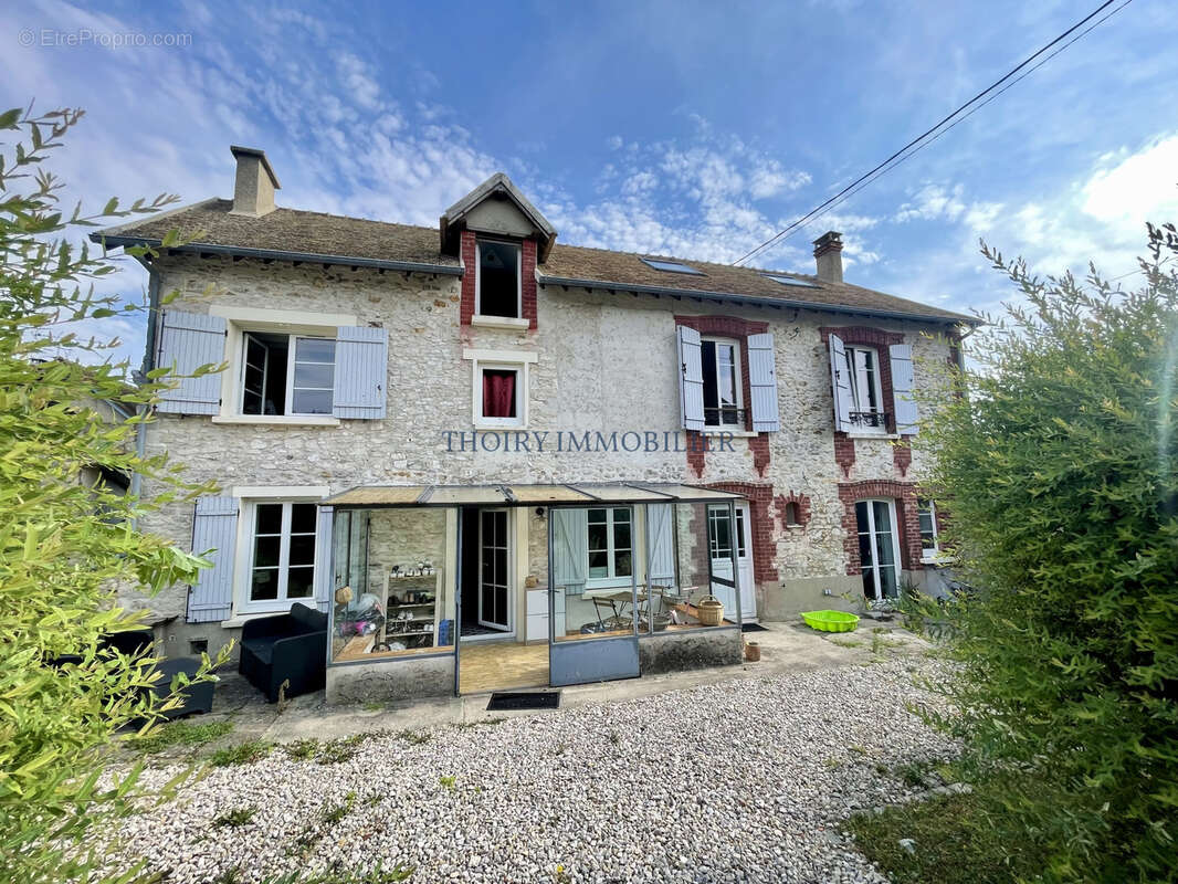 Maison ancienne de charme 6 pièces avec dépendance sur 505 m2. - photo 22