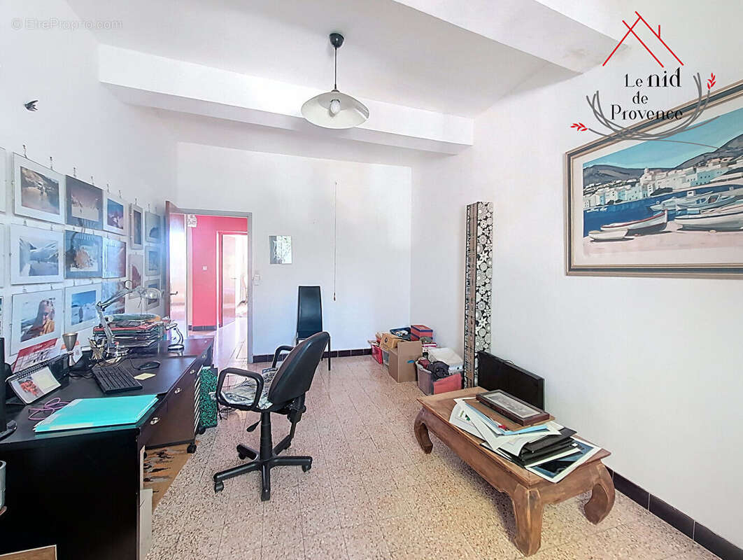 Maison à SAINTE-CECILE-LES-VIGNES