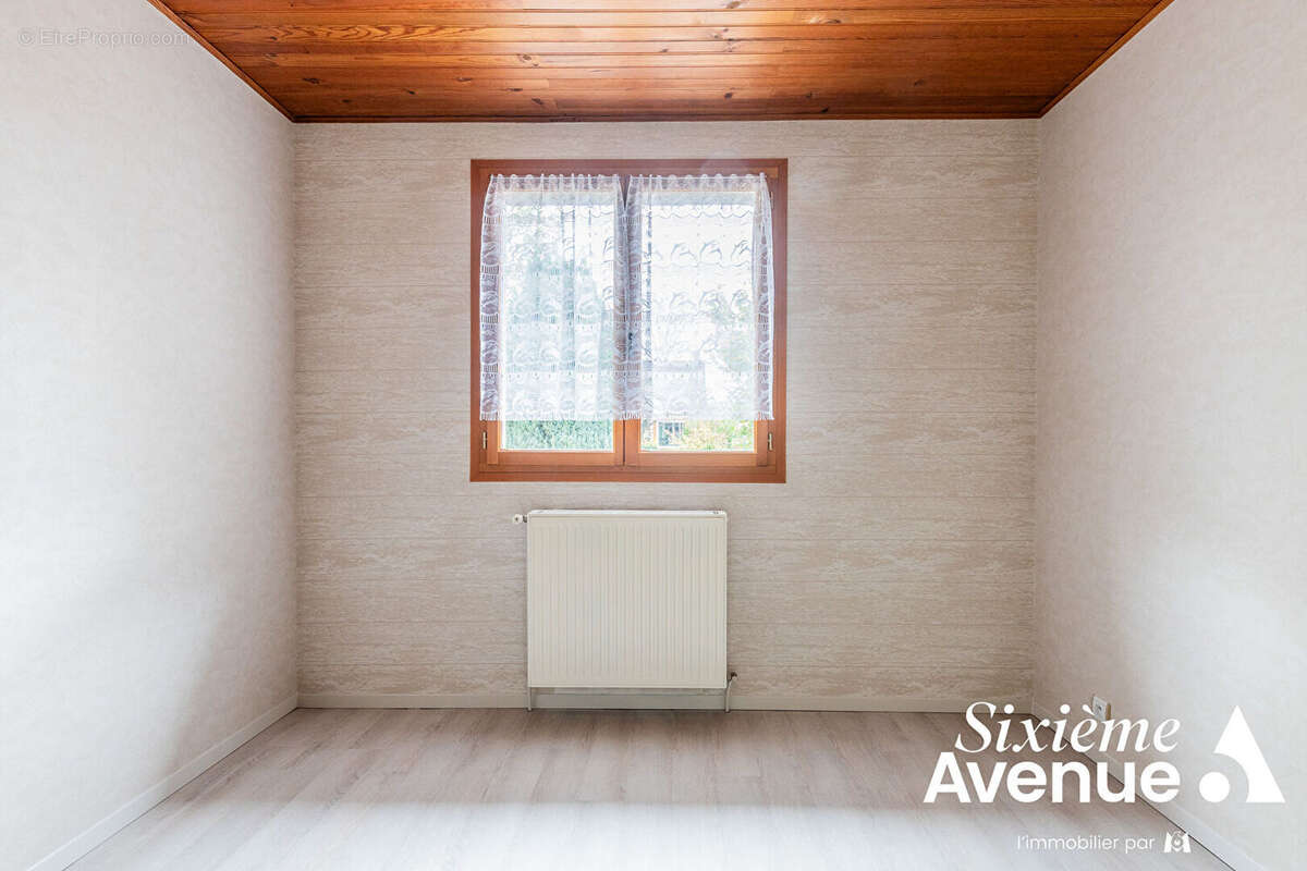 Maison à VIRY-CHATILLON