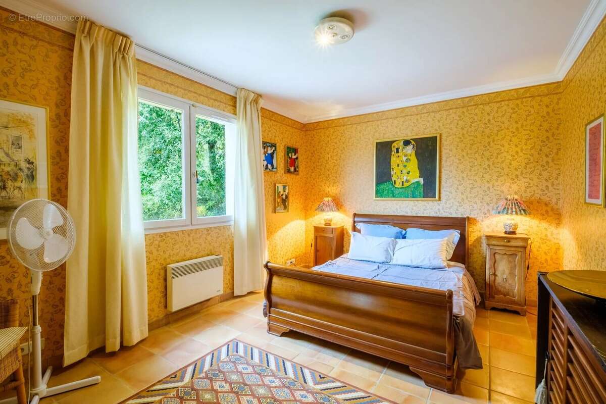 Maison à CAGNES-SUR-MER