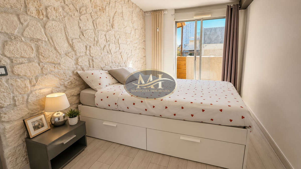 T4 de 84 m2 avec grande terrasse sans vis-à-vis    Secteur calme - photo 4