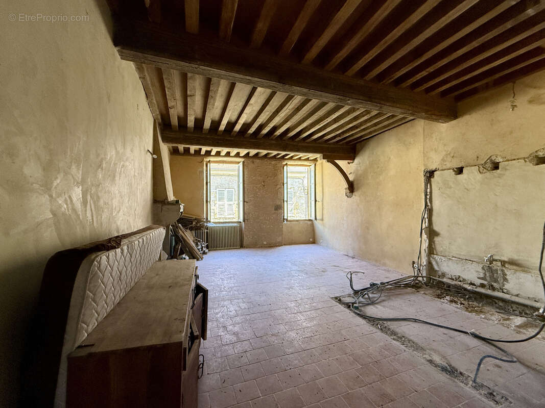 Maison à VEZELAY