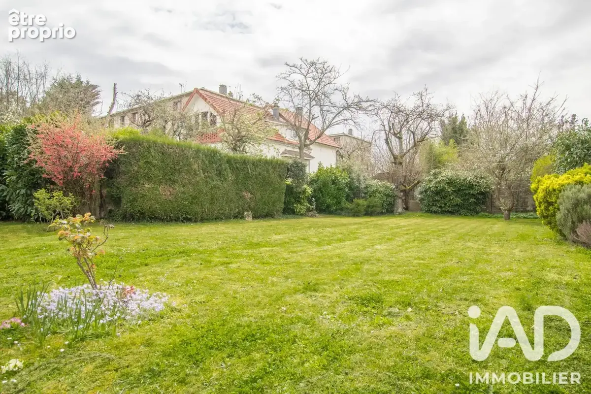 Photo 1 - Maison à L'HAY-LES-ROSES