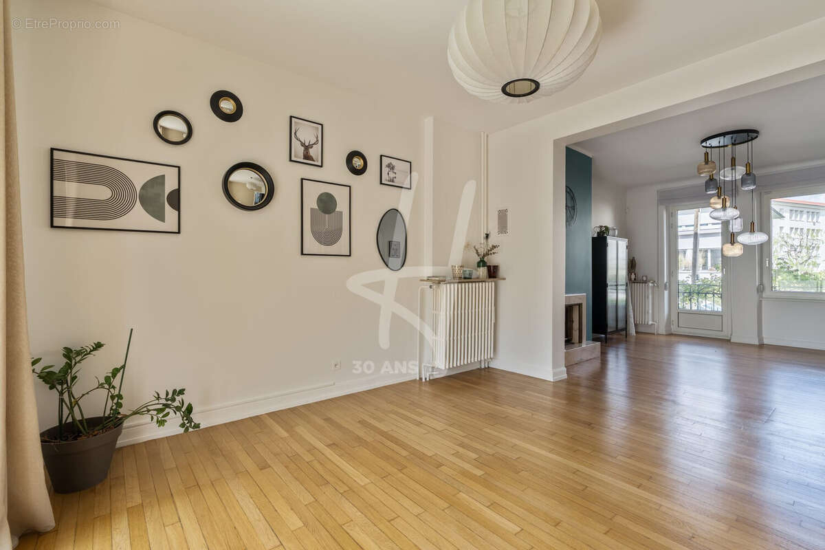 Maison 200 m² à Thionville  - photo 7