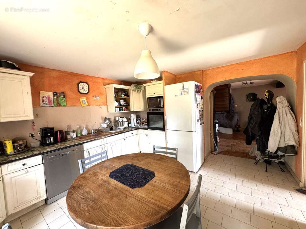 Photo 3 - Maison à SAINT-GERMAIN-LESPINASSE
