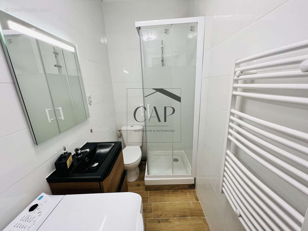 Appartement à MARSEILLE-1E