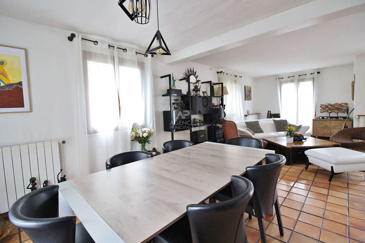 Maison à LE PLESSIS-BOUCHARD